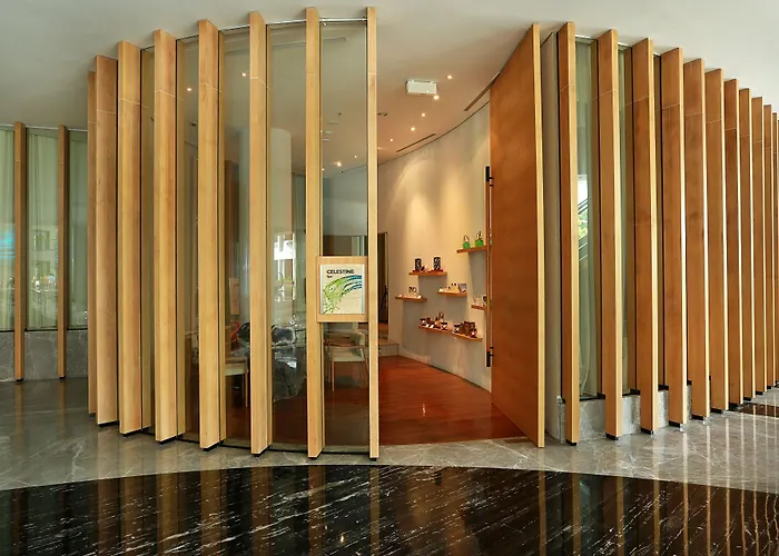 Hotel The Stones - Legian Bali 5*
