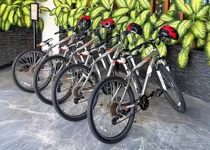 Hotel The Stones - Legian Bali 5*